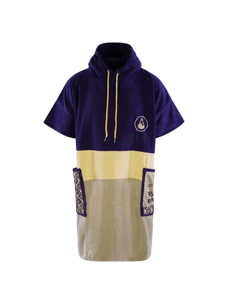 WAVE HAWAII | Poncho Hoopa