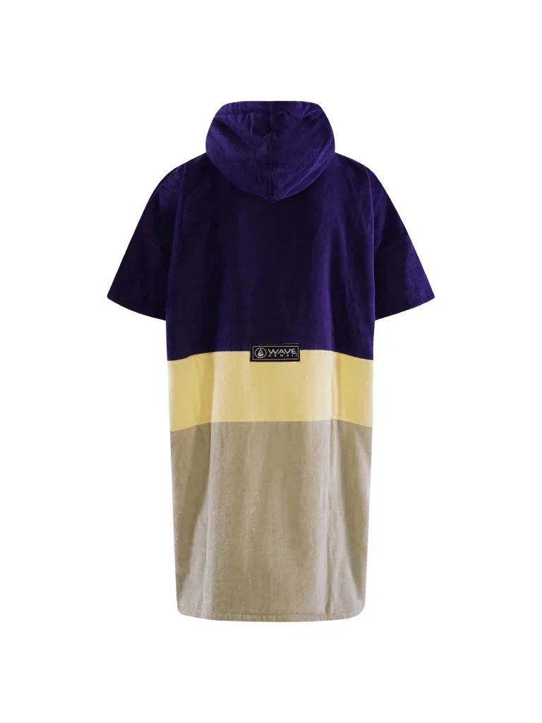 Alternative view of WAVE HAWAII | Poncho Hoopa